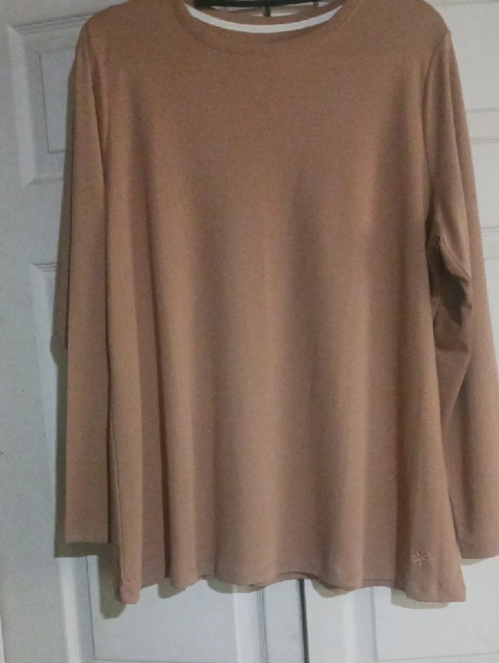 Isaac Mizrahi Essentials Long-Sleeve Crew Swing Tee in Camel Brown - Picture 4 of 9